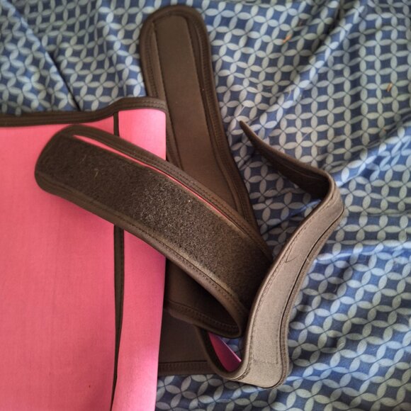 pink back brace or corset XXL - Picture 4 of 9
